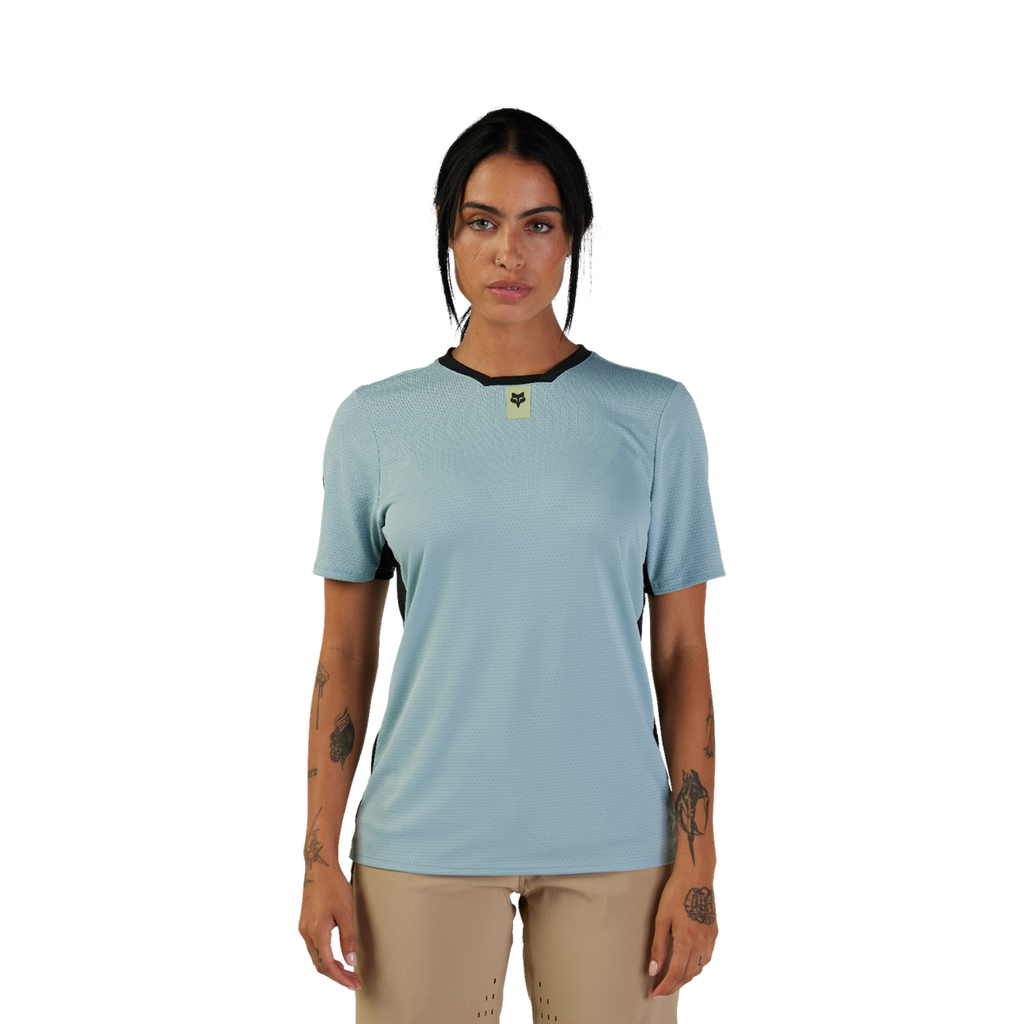 Womens Defend Jersey