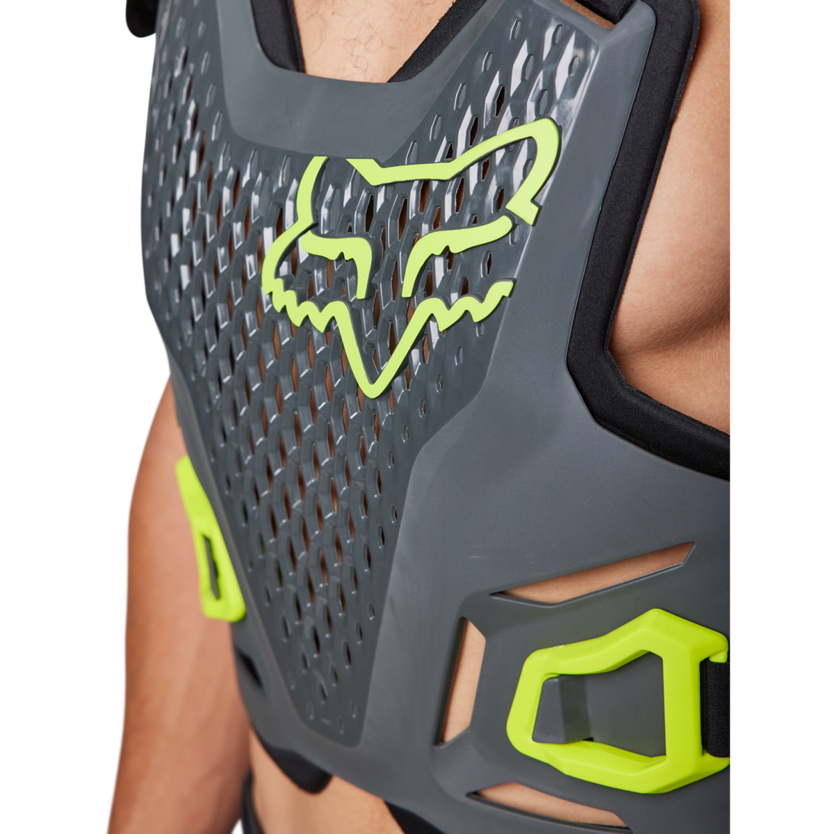 R3 Chest Guard