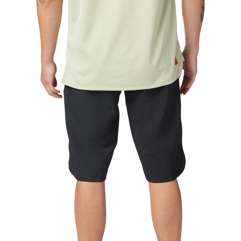 Defend Shorts