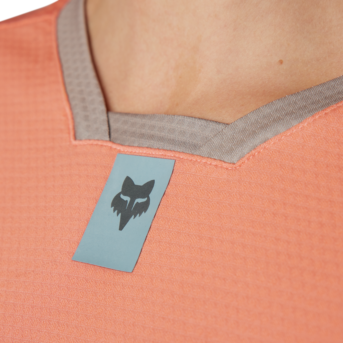 Womens Defend Long Sleeve Jersey