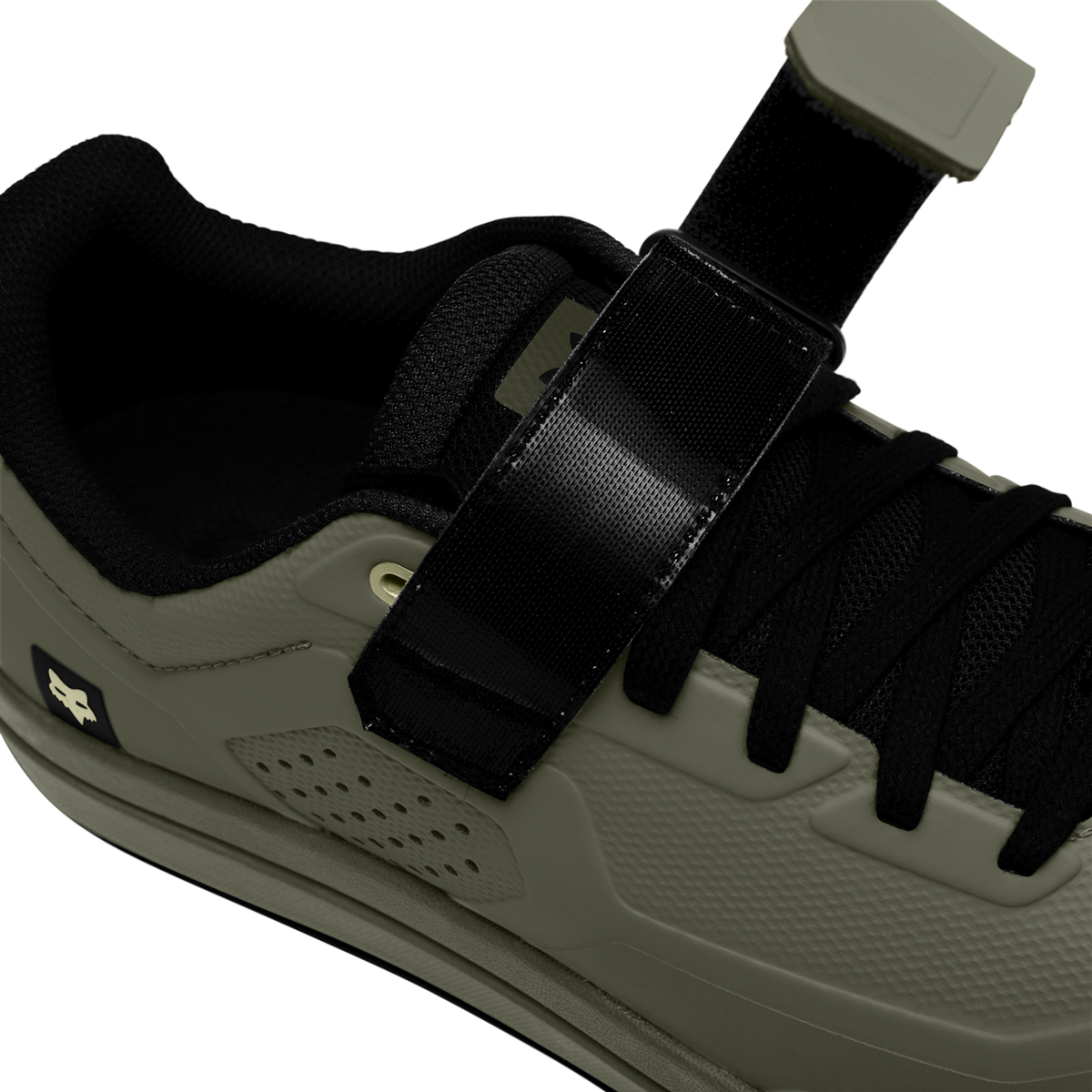 Union Clipless Shoes