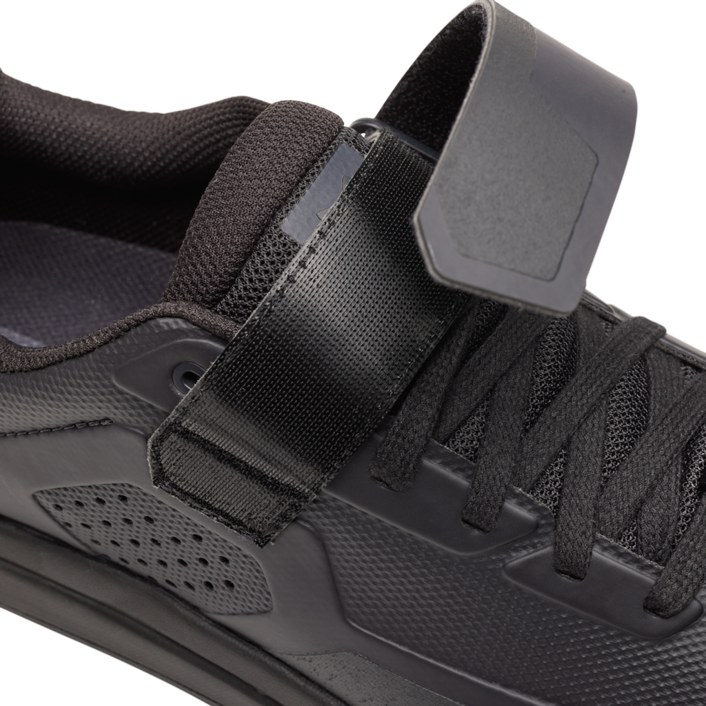 Union Clipless Shoes